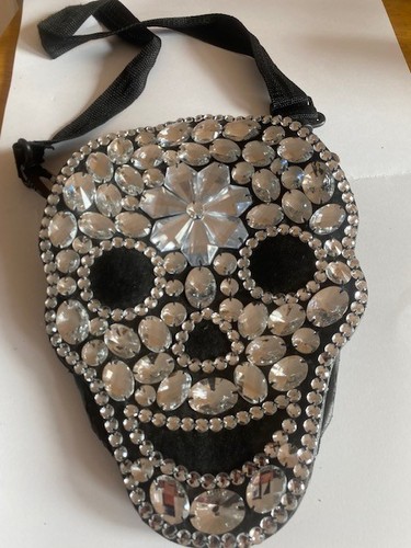 Butler and wilson - and, skull